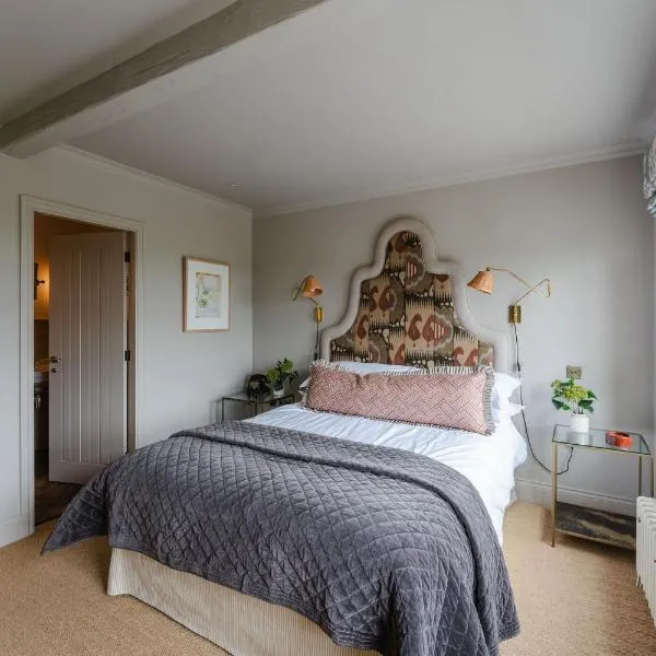 The 3 Acres Inn & Restaurant, Hotel in Huddersfield