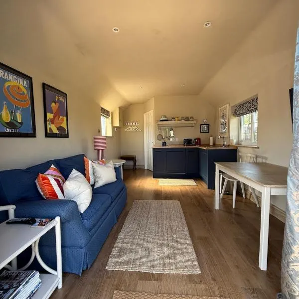 Meadow Hayes Studio, hotel in Shaftesbury