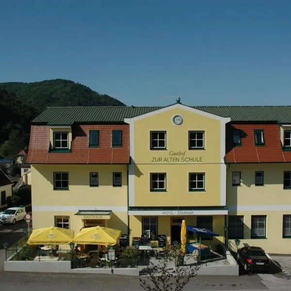 Hotel Zur Alten Schule, hôtel à Pitten