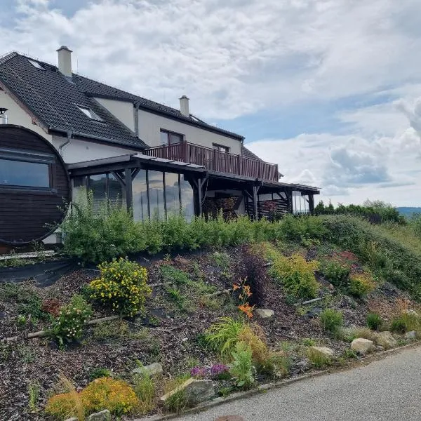 Apartmán Kovadlina 5 - Kovářov, výhled na Lipno, Hotel in Frymburk nad Vltavou