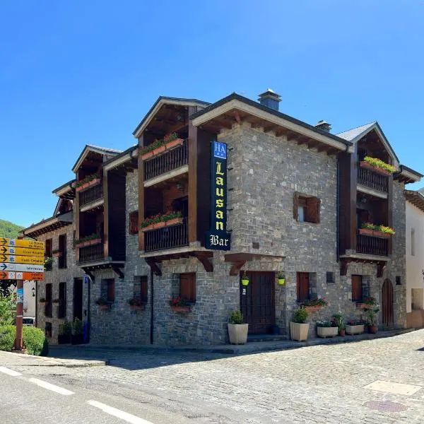 Apartamentos Lausan, hotel em Gavín