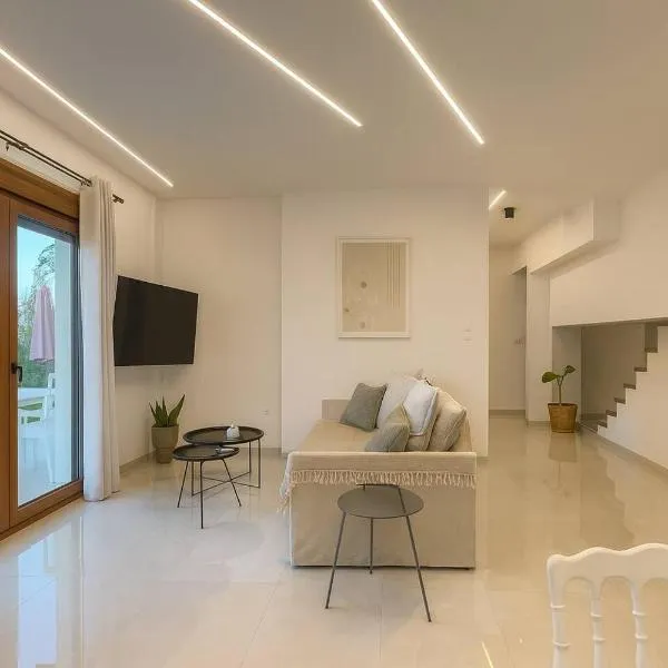 Oasis Acropolis Serres Next to Center Parking, hotel in Serres