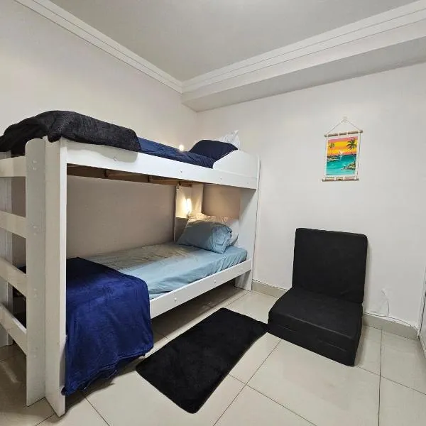 Cantinho Sol&Dan - 1 quarto em apto familiar, hotel in Brasilia