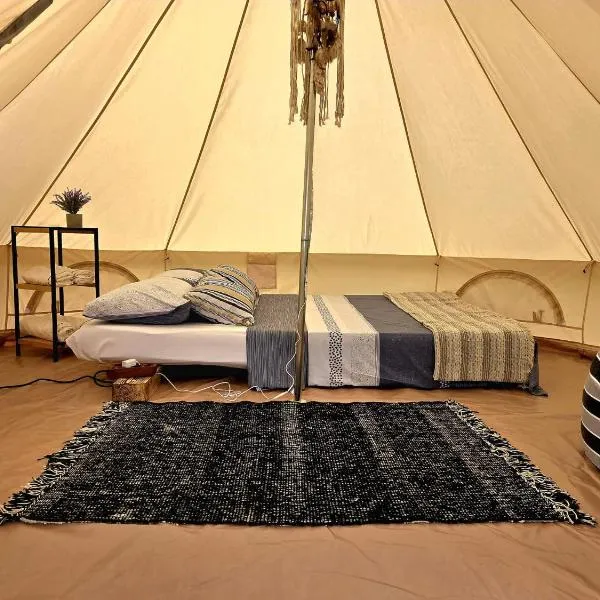 Kama Retreat, hotel v destinaci Kerpenyest