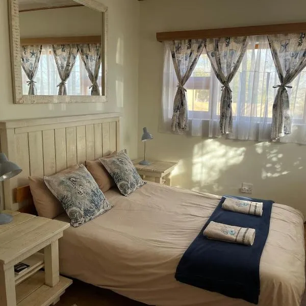 Stylish apartment on Luxury Hill، فندق في ويندهوك