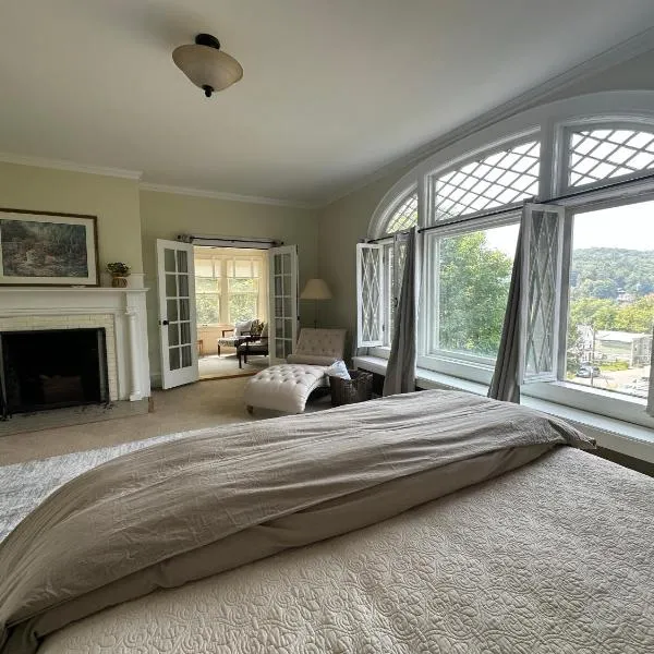 Franklin Manor Bed and Breakfast, hotel in Saranac Lake