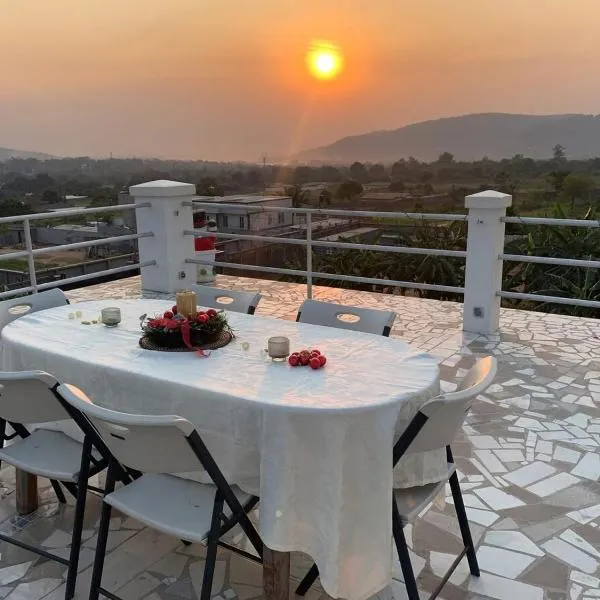 HK Residence, отель в Банги