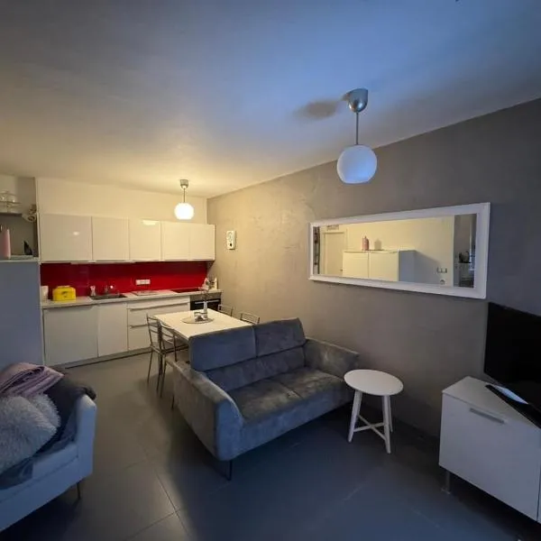 Prague Cozy Hideaway, hotel in Lysolaje