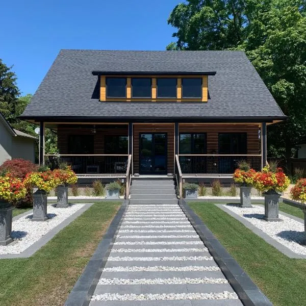 33 On Gage Garden Suite, Hotel in Niagara-on-the-Lake