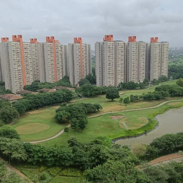 Teesta Suites at Lodha Belmondo Golf Resort 1BHK Apartments in Pune 어서 오세요, hotel v destinaci Puné