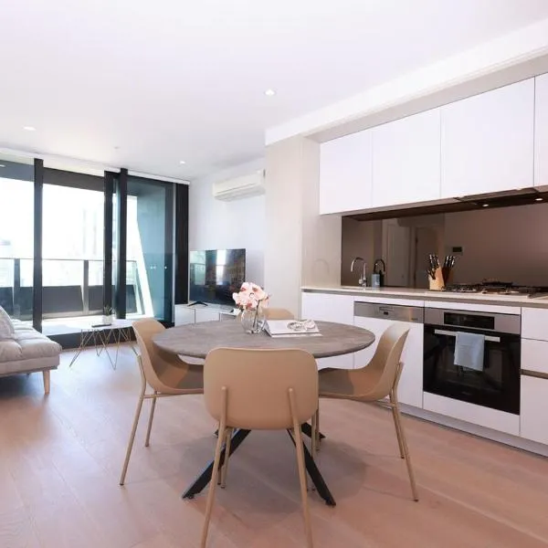 14D Abnb-Style Elegant CBD Sanctuary with Balcony, Pool and Skyline Views, hotel en Melbourne