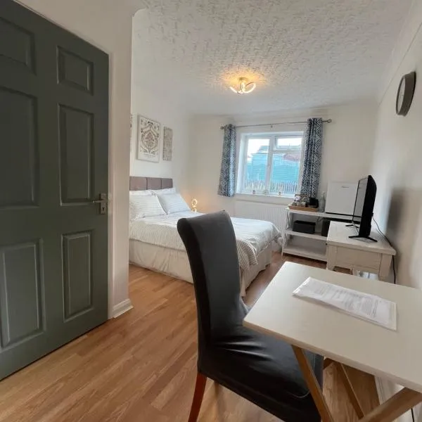 The Bungalow by SJP - Double Room、Northamtonshireのホテル