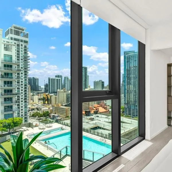 Ocean View Condo Near Cruise Port, Bayfront, Arena plus Free Parking, Hotel in Miami