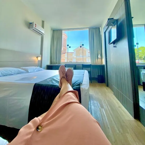 Hotel Valerim Itajaí / Navegantes, khách sạn ở Itajaí