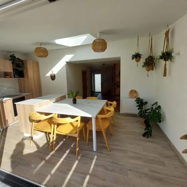 La Tropi'kaz - Jungle room, hotel in Port-Saint-Père