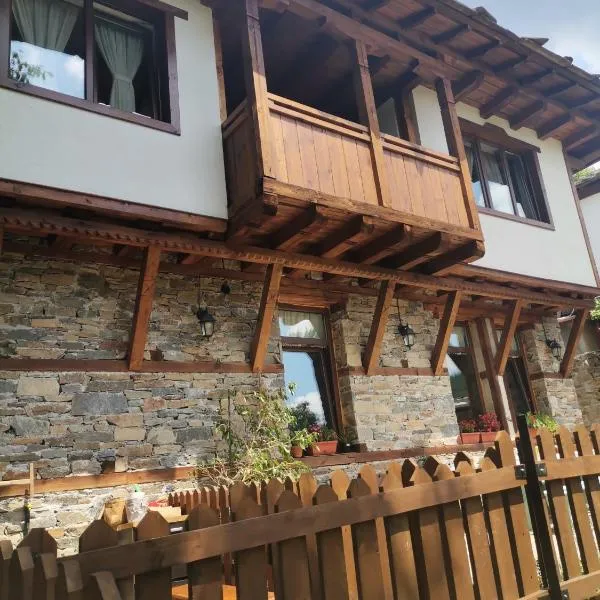 Къщата на музиканта, ξενοδοχείο στο Leshten