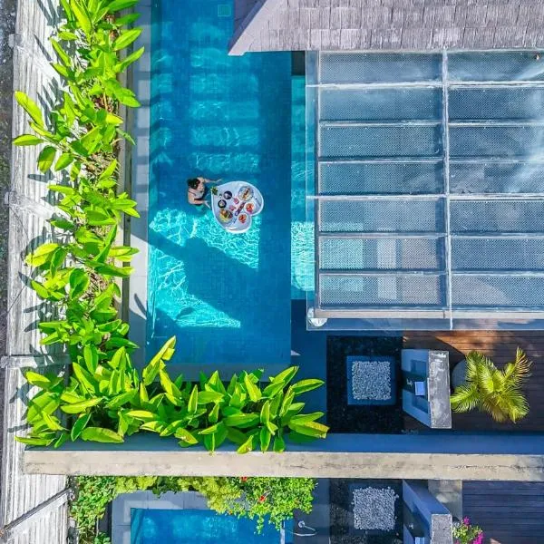 Javana Royal Villas, hotel in Seminyak