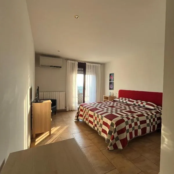 Novella Hotel de Muntanya, ξενοδοχείο σε Benasal