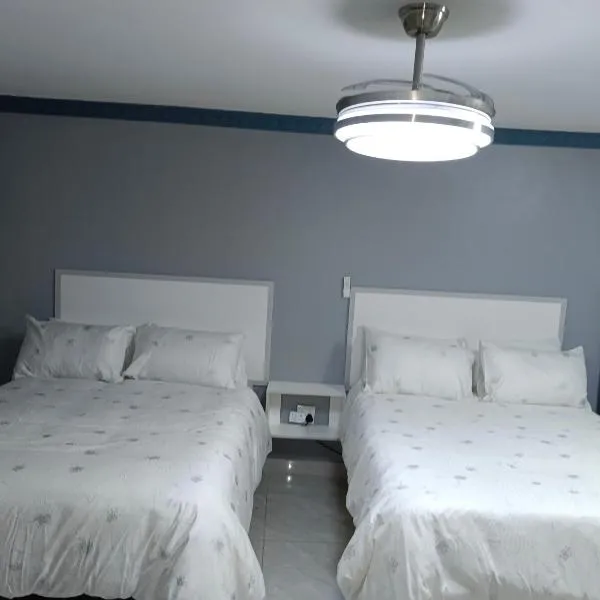 Crompton Studio Apartment 786, hotel a Durban