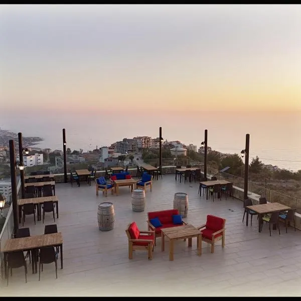 Sea Valley, hotel in Jbeil