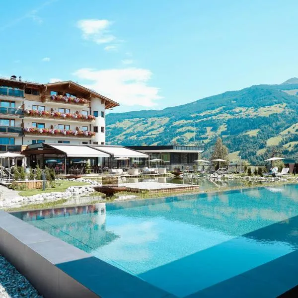 HELD - Hotel & Spa , 4 Sterne Superior, Zillertal, хотел в Фюген
