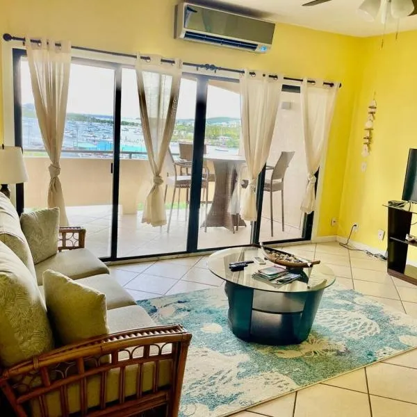 Relaxing 1bed 1bath Villa In Downtown Red Hook!, hôtel à Nazareth