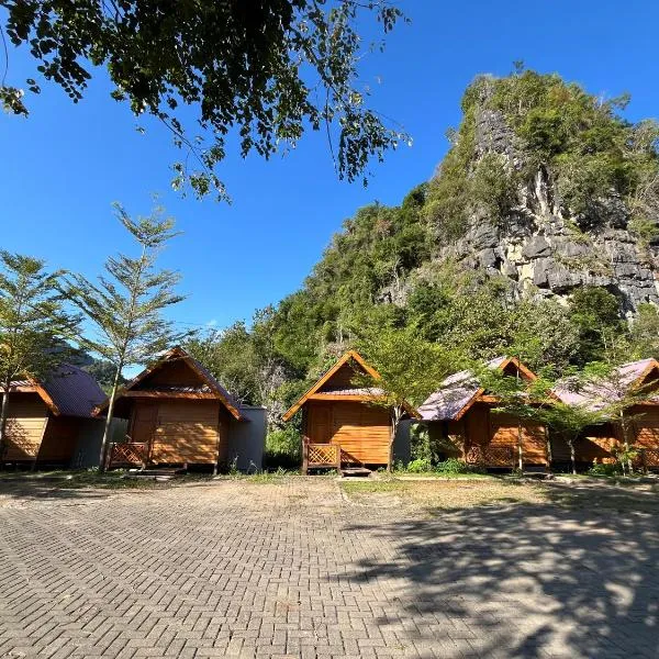 Cottage Pier 2 of Rammang-Rammang、Kasijalaのホテル