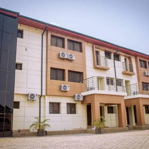 Eagle Nest Apartment and Hotel,位于贝宁城的酒店