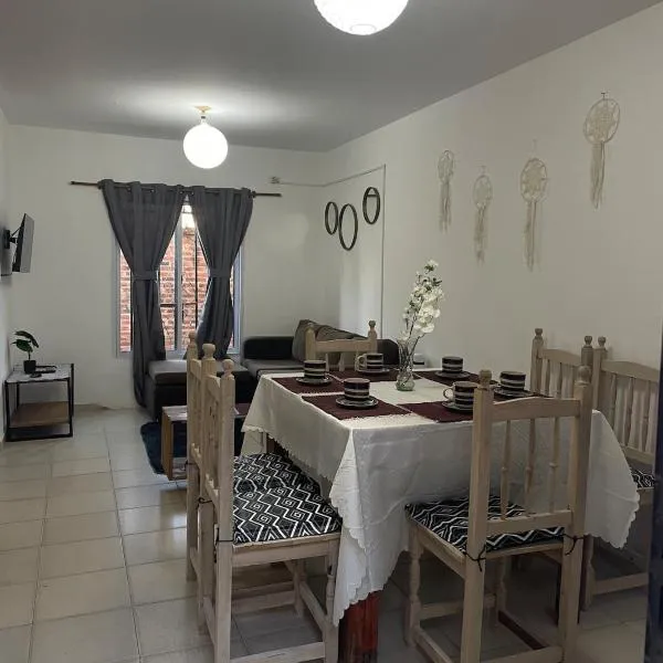 Dúplex cerca del Aeropuerto y Terminal de Ómnibus, hotel v destinaci Formosa