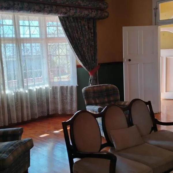 Leuchars Guest House, hotel u gradu 'Greytown'