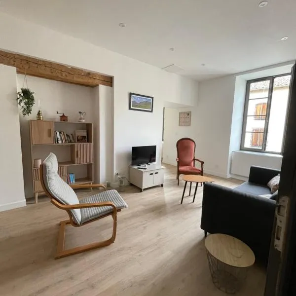 Maison Côté Halle L'Artiste, Hotel in Saint-Flour