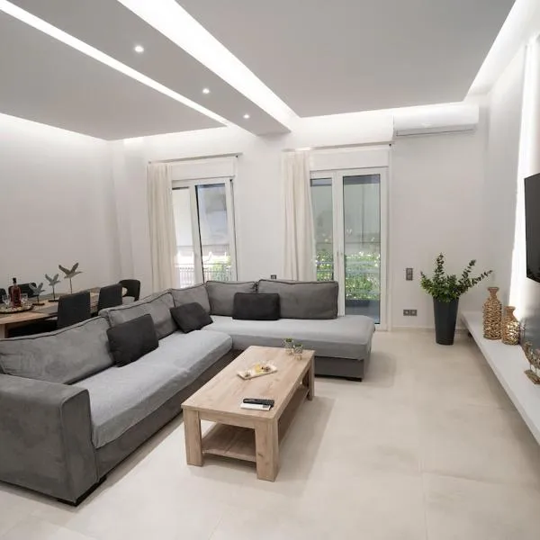 Luxury Apartment in Lamia, hotel in Lamía