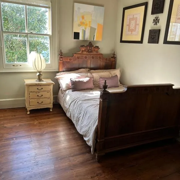 Centrally Located Boutique Townhouse, hotel in Londen