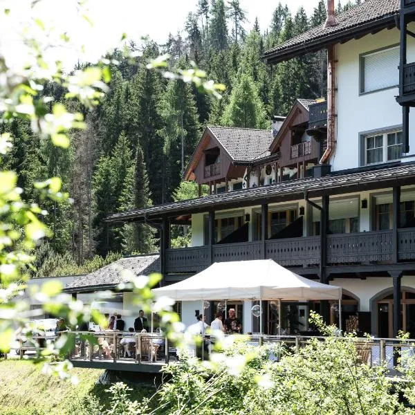 Hotel Bad Waldbrunn, hotel v destinaci Monguelfo