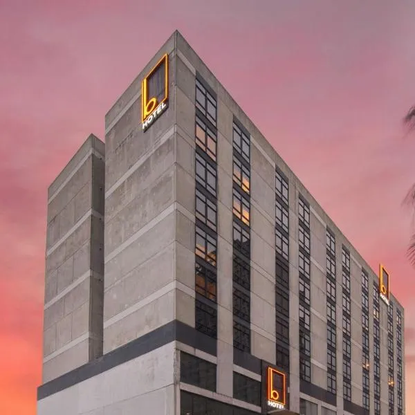 The B Hotel Quezon City, hotel em Manila