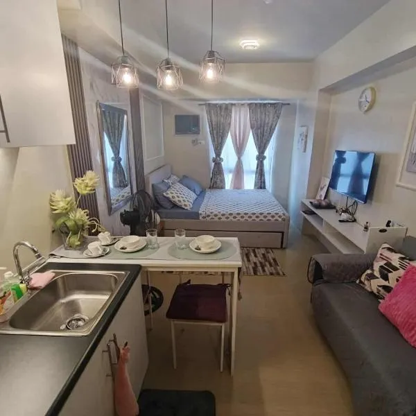 Avida Tower4L21 staycation rm1104, hotel in Iloilo City