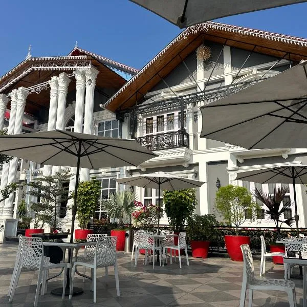 YKC FARMS, hotel in Bāghdogra