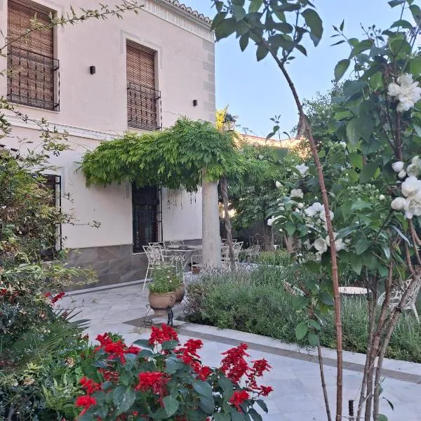 Casa Rural Villa San Juan, hotel in Cúllar-Vega