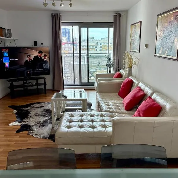 1 Bedroom Flat near Excel, O2, Canary Wharf - London, hotel in London
