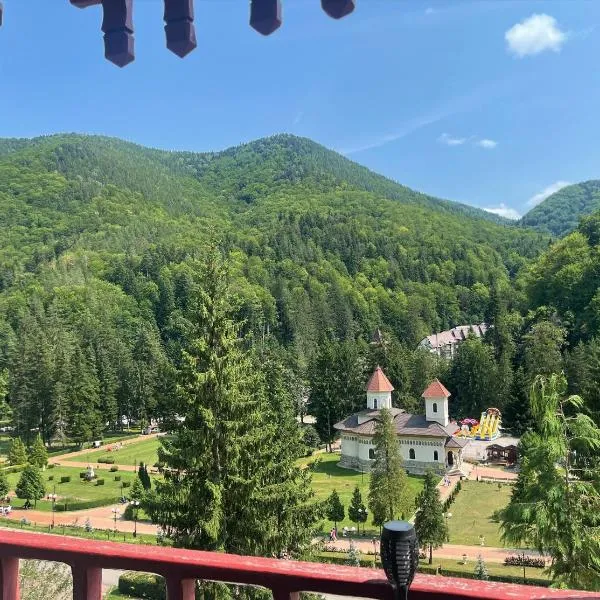 Vila Siam - THAI MASAJ & SPA Adults Only, hôtel à Slănic-Moldova