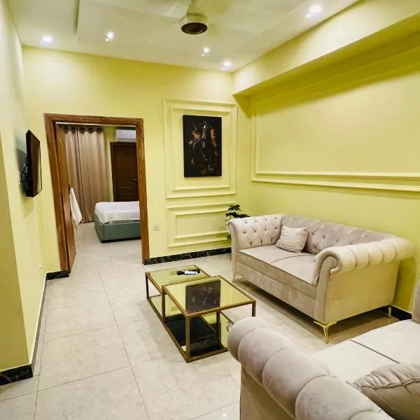 Modern 2-Bedroom Apartment Only For Families, hotel in Islamabad