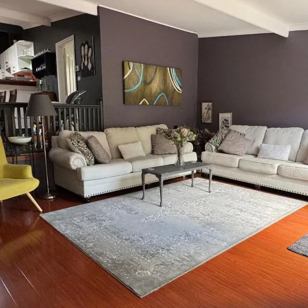 Kedumba Cottage: Gorgeous Home 2 Min Walk to Town, hotell sihtkohas Katoomba