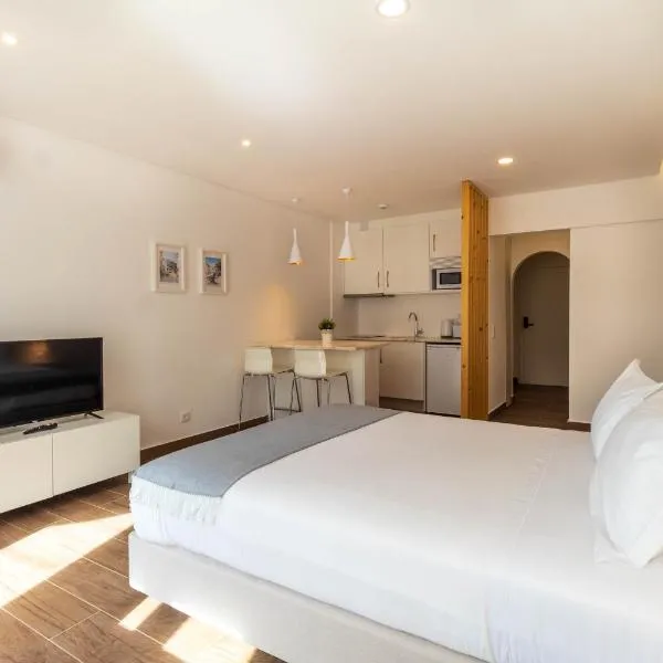 The Navigator - Ocean Heights, hotel in Olhos de Água