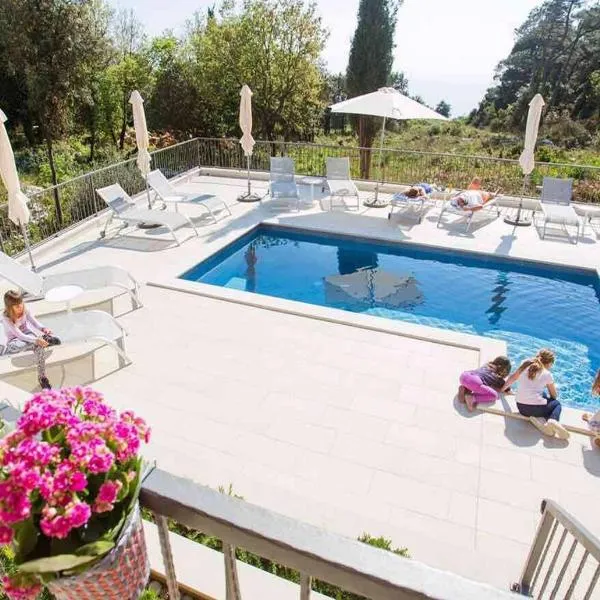 Apartments Villa Lukas, hotel in Cavtat