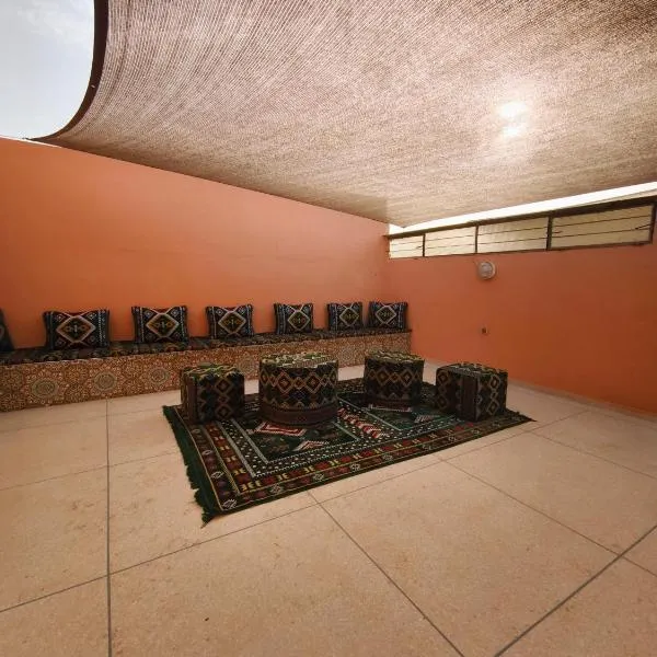 Dar LFarah Agadir Berber House & Rooftop, hôtel à Agadir