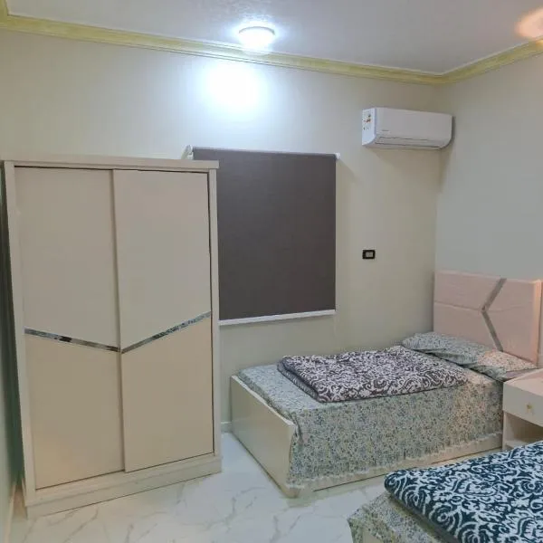 فندق ومطعم البرج, hotel u gradu 'Al Fayyum'