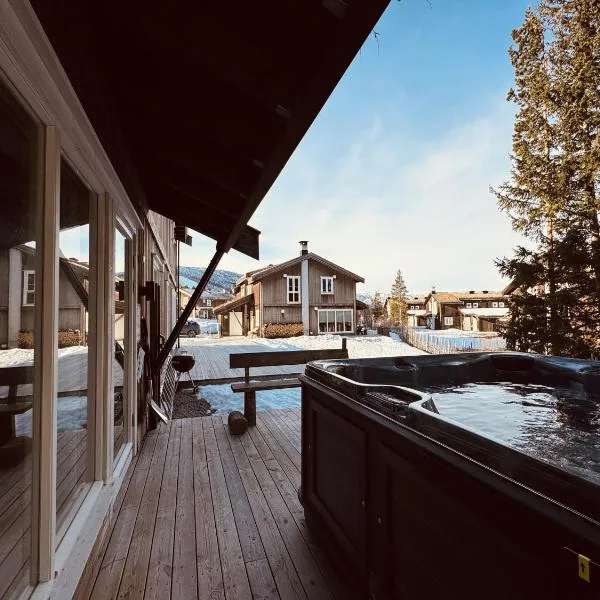 Harmony in Geilo, modern and cozy cabin with jacuzzi, ξενοδοχείο σε Geilo