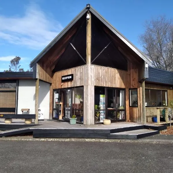 Tongariro Junction Accommodation, hotel in Turangi