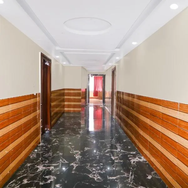 Super Townhouse Bank More Dhanbad Formerly Rise And Dine，位于丹巴德的酒店