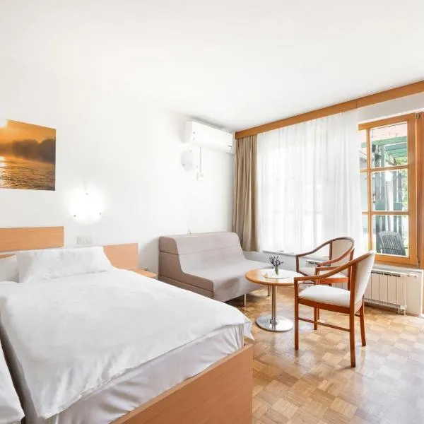 Terme Banovci - Hotelsko naselje Zeleni gaj, hotel in Banovci